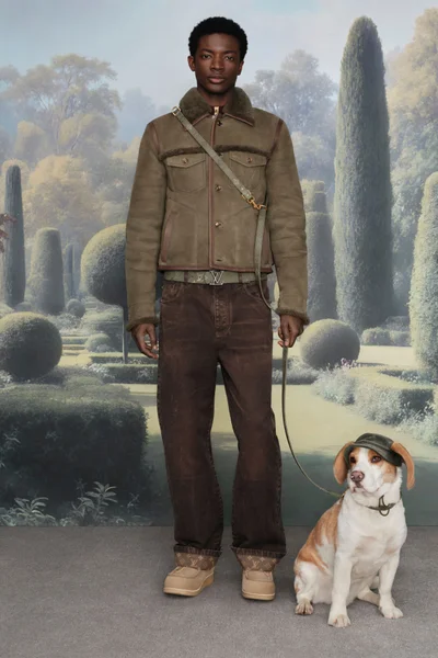 Look 10